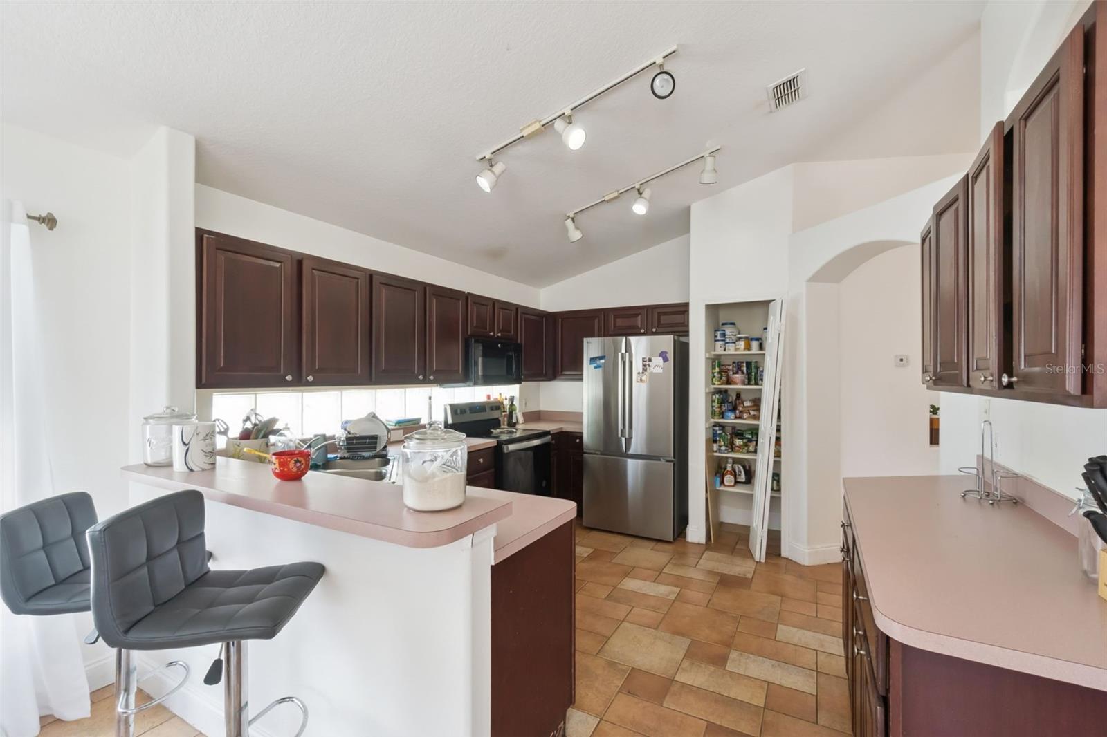 REMINGTON POINTE PH 4 - Residential