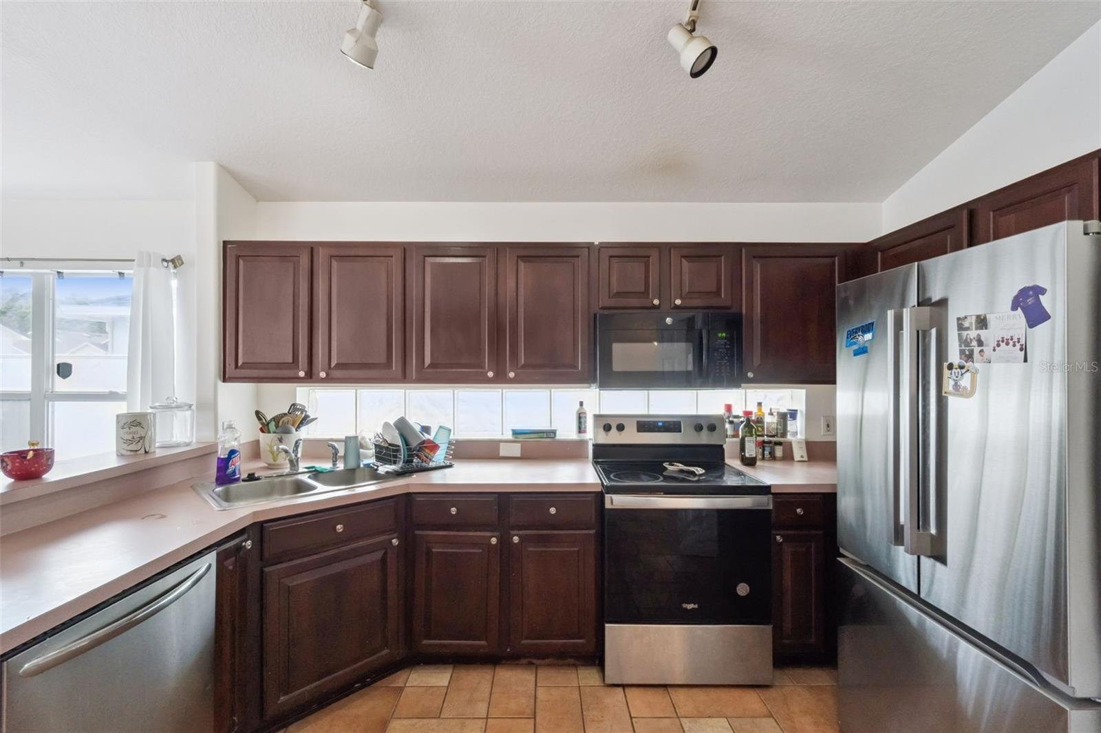 REMINGTON POINTE PH 4 - Residential