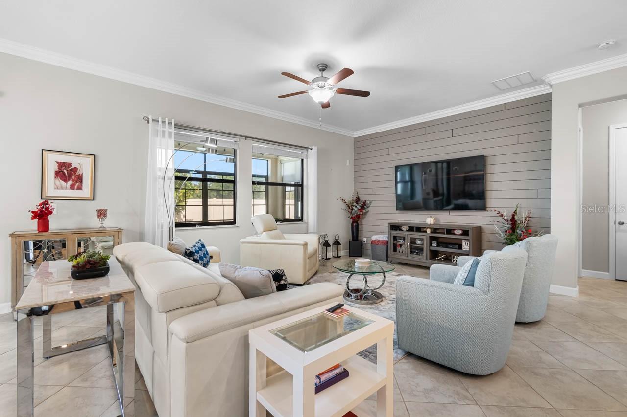 FOREST BROOKE ACTIVE ADULT PH - Residential