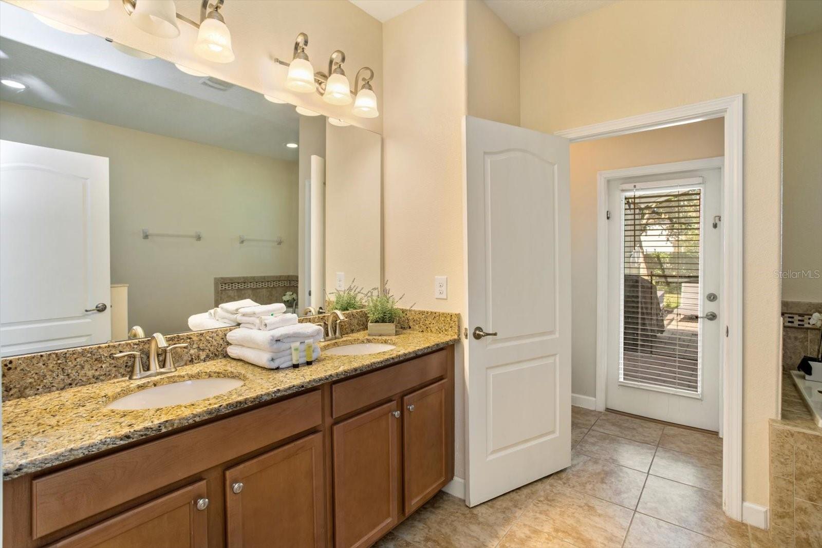 STONEYBROOK SOUTH PH 1/CHAMPIONS GATE - Residential