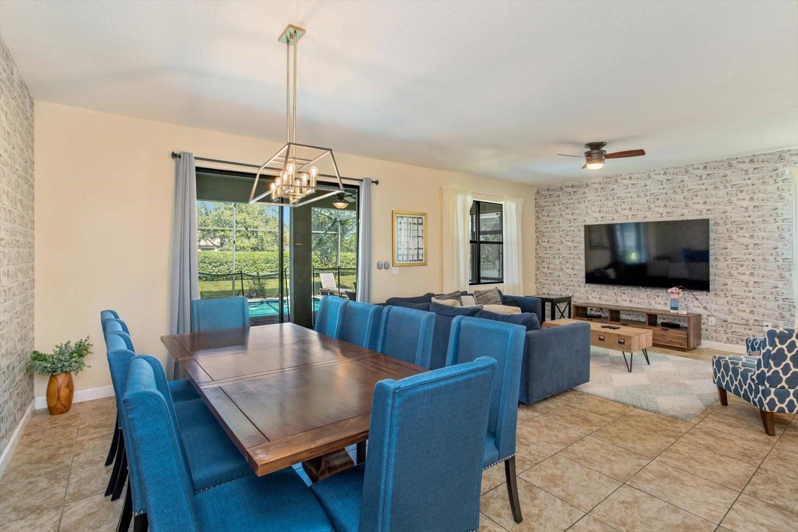 STONEYBROOK SOUTH PH 1/CHAMPIONS GATE - Residential