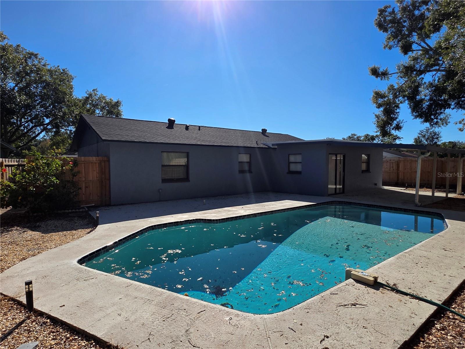 CUMBERLAND PARK 1ST ADD - Residential Lease