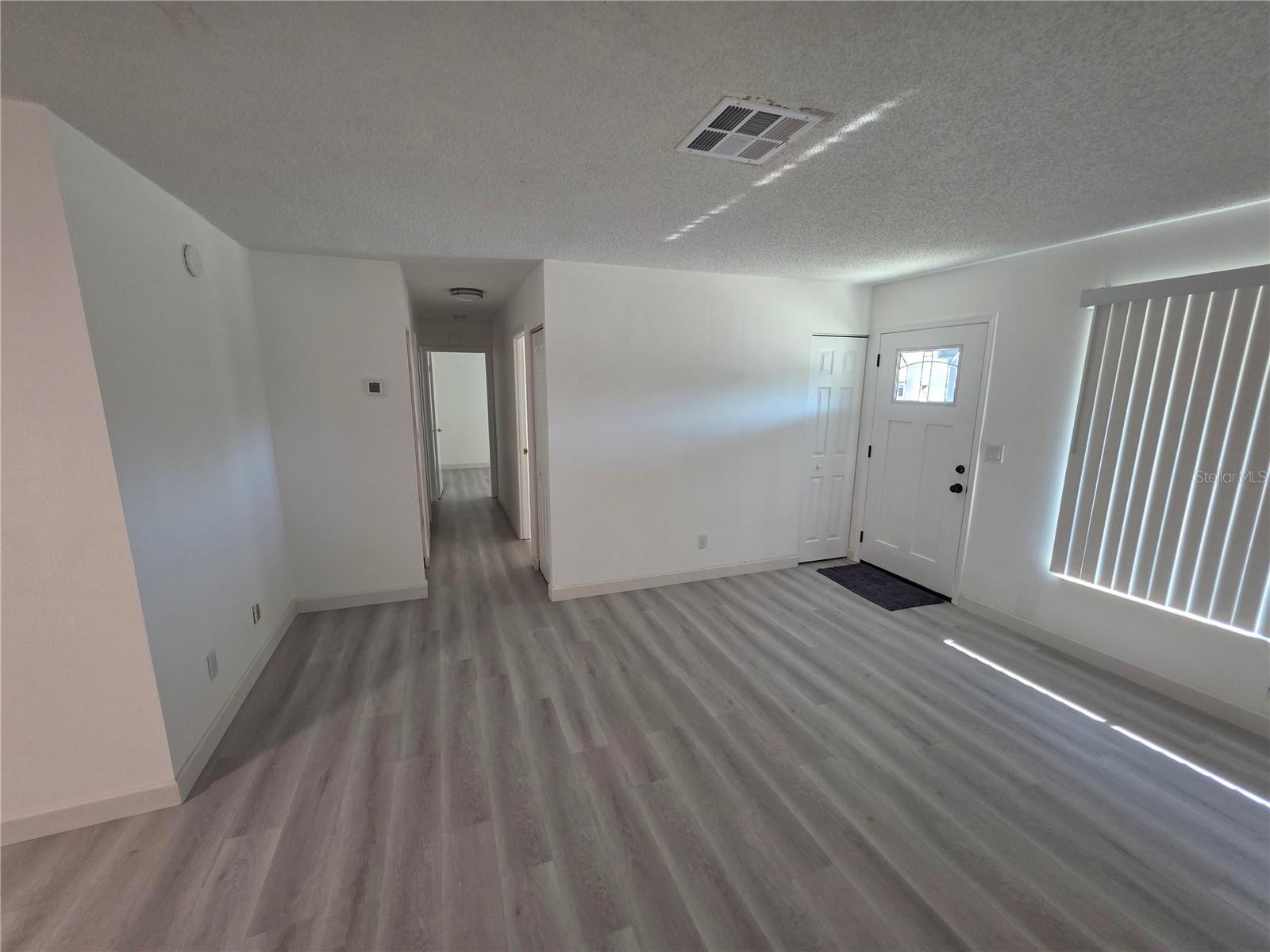 CUMBERLAND PARK 1ST ADD - Residential Lease