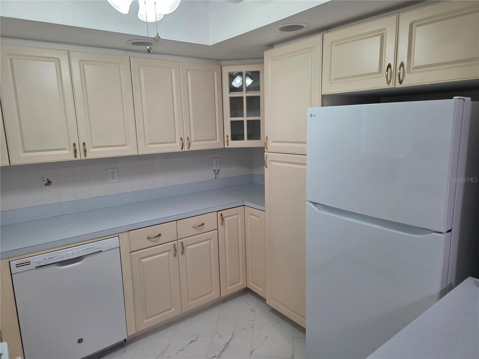 CUMBERLAND PARK 1ST ADD - Residential Lease