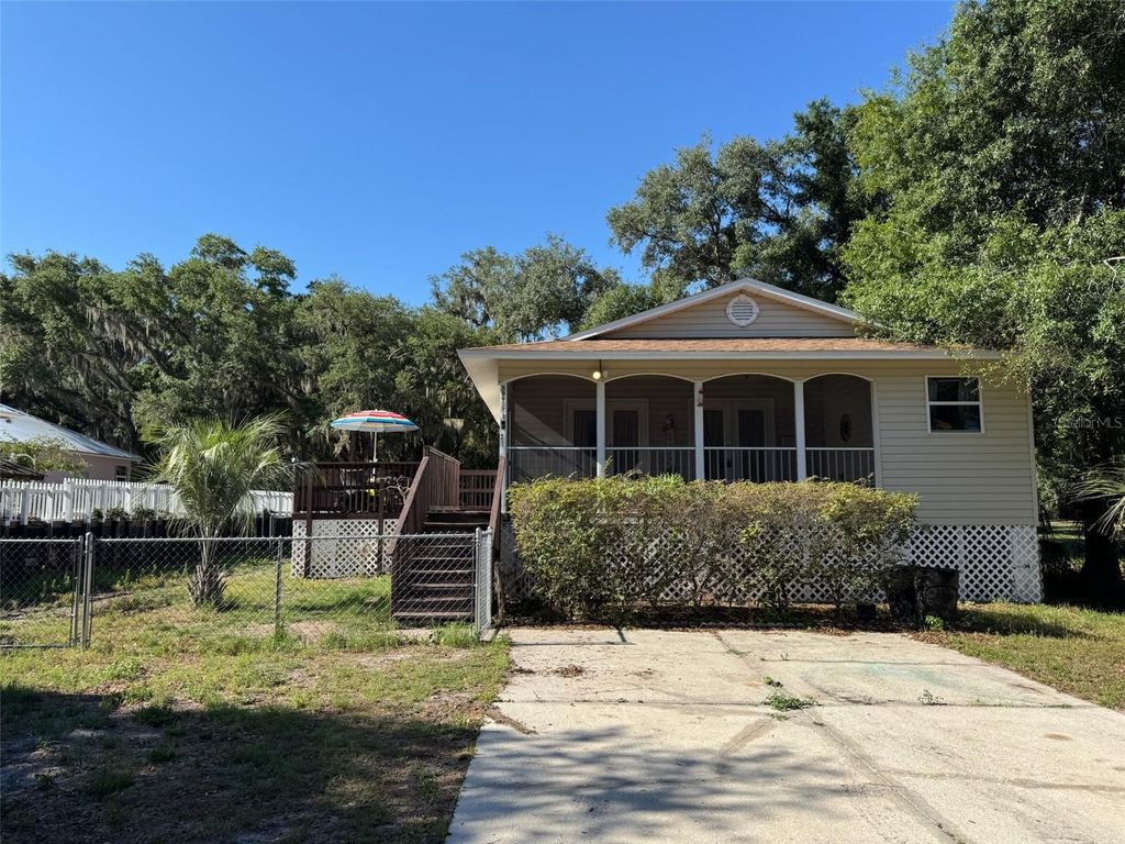 Photo of 38932 Central Avenue, Zephyrhills, FL 33540 (MLS # A4693634)
