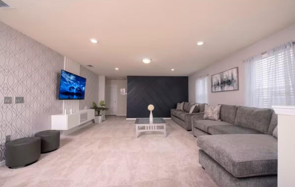 1837 SUMMER DRIVE