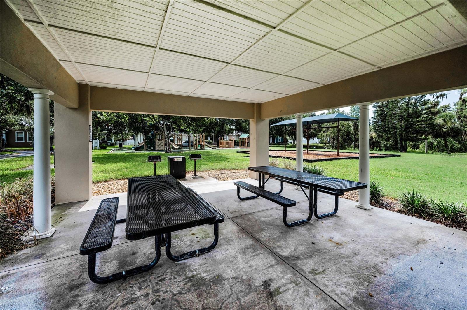 WOODLANDS/LONGLEAF - Residential