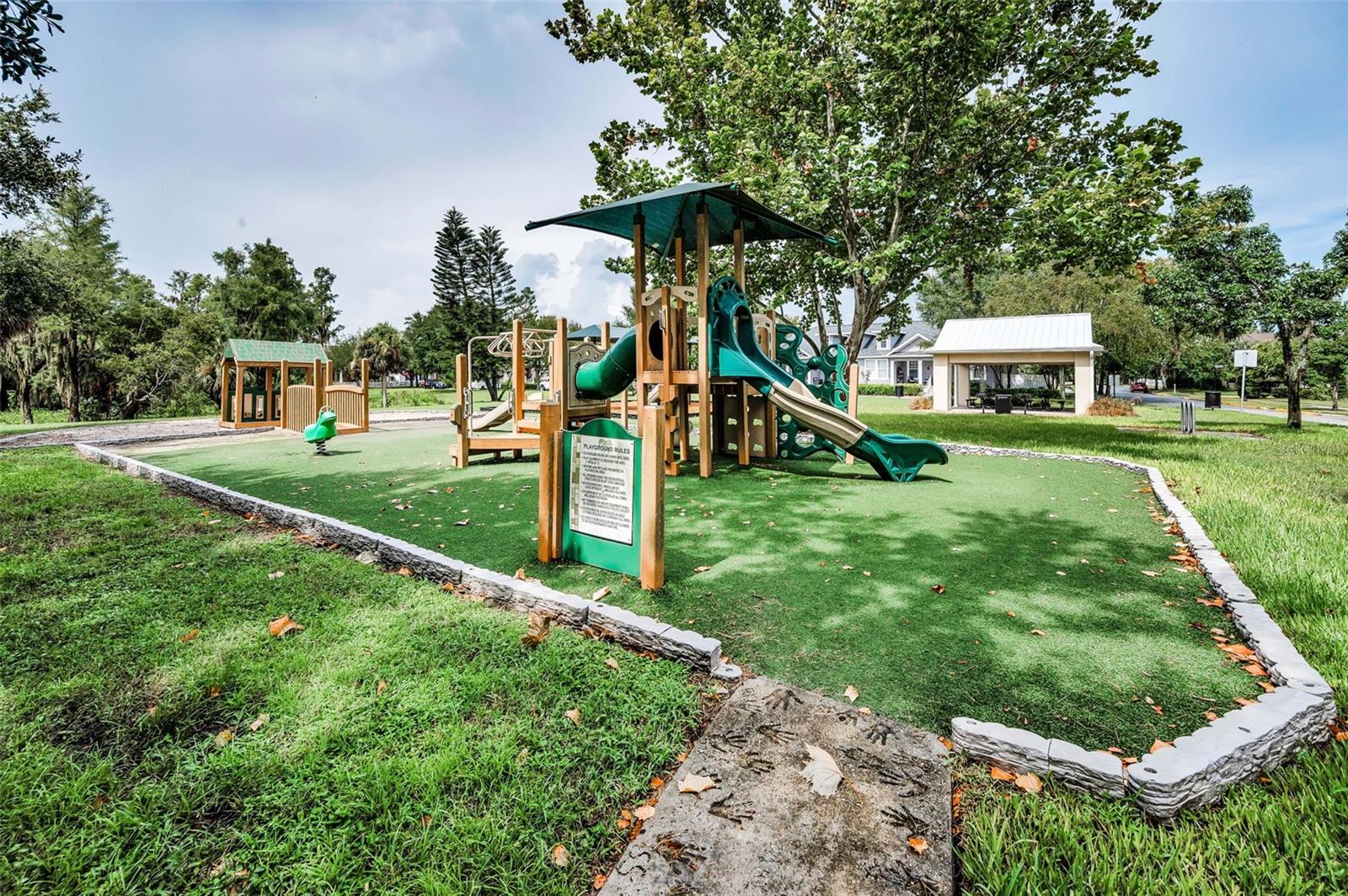 WOODLANDS/LONGLEAF - Residential