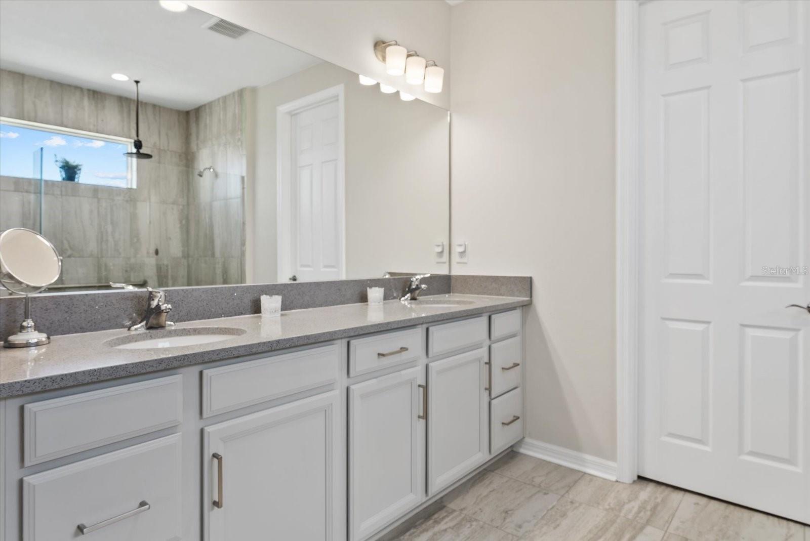 SWEETWATER AT LAKEWOOD RANCH PH I & II - Residential