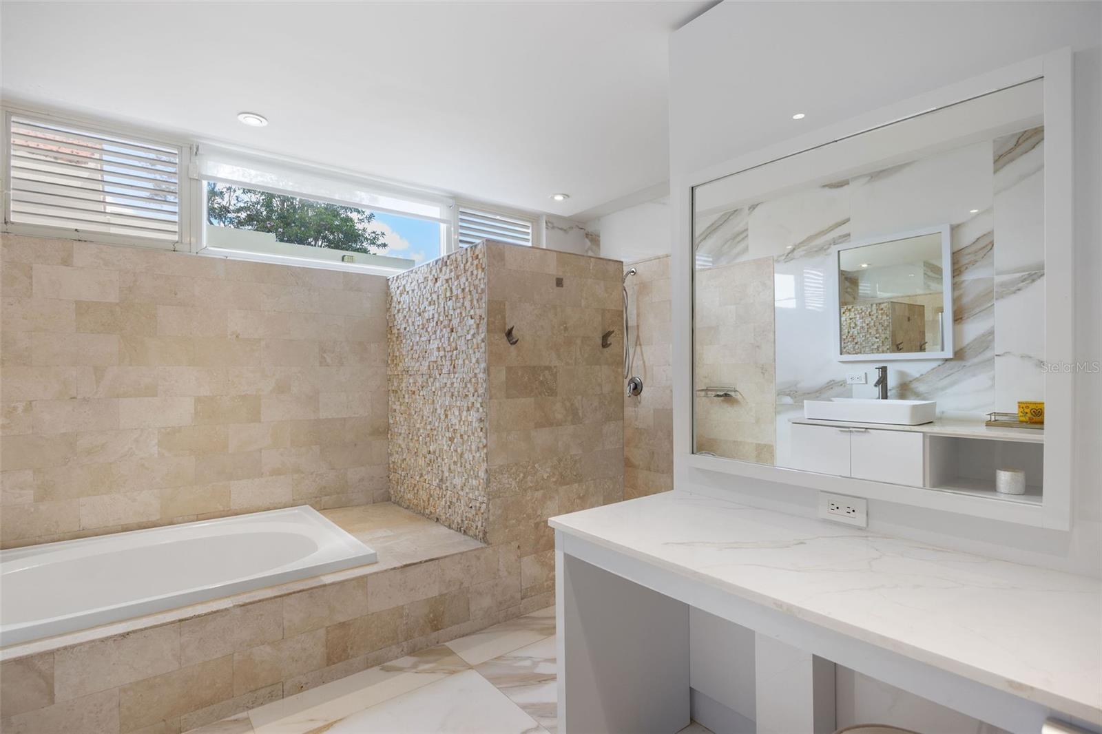 SABANERA DORADO - Residential
