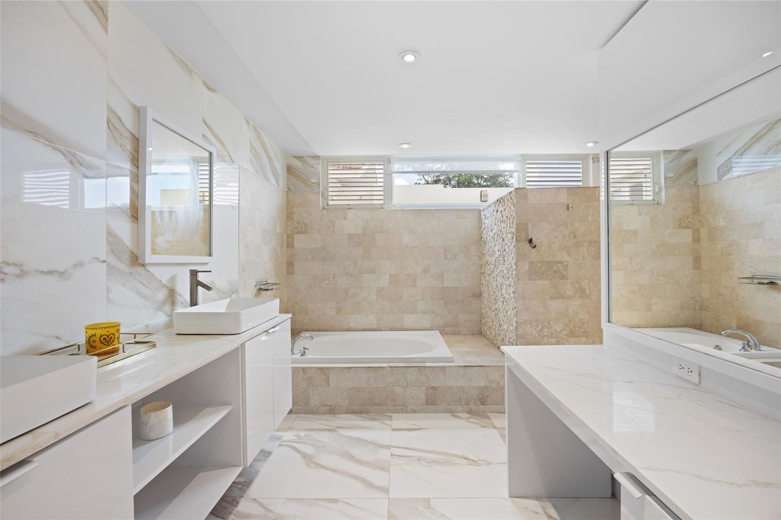 SABANERA DORADO - Residential