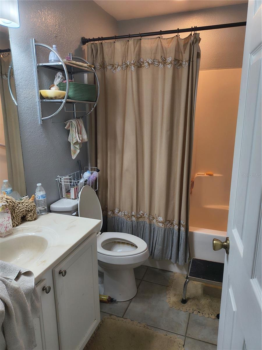 HOLLINGSWORTH ESTATES - Residential