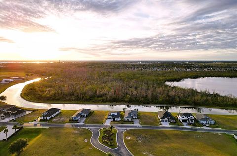 A home in AUBURNDALE