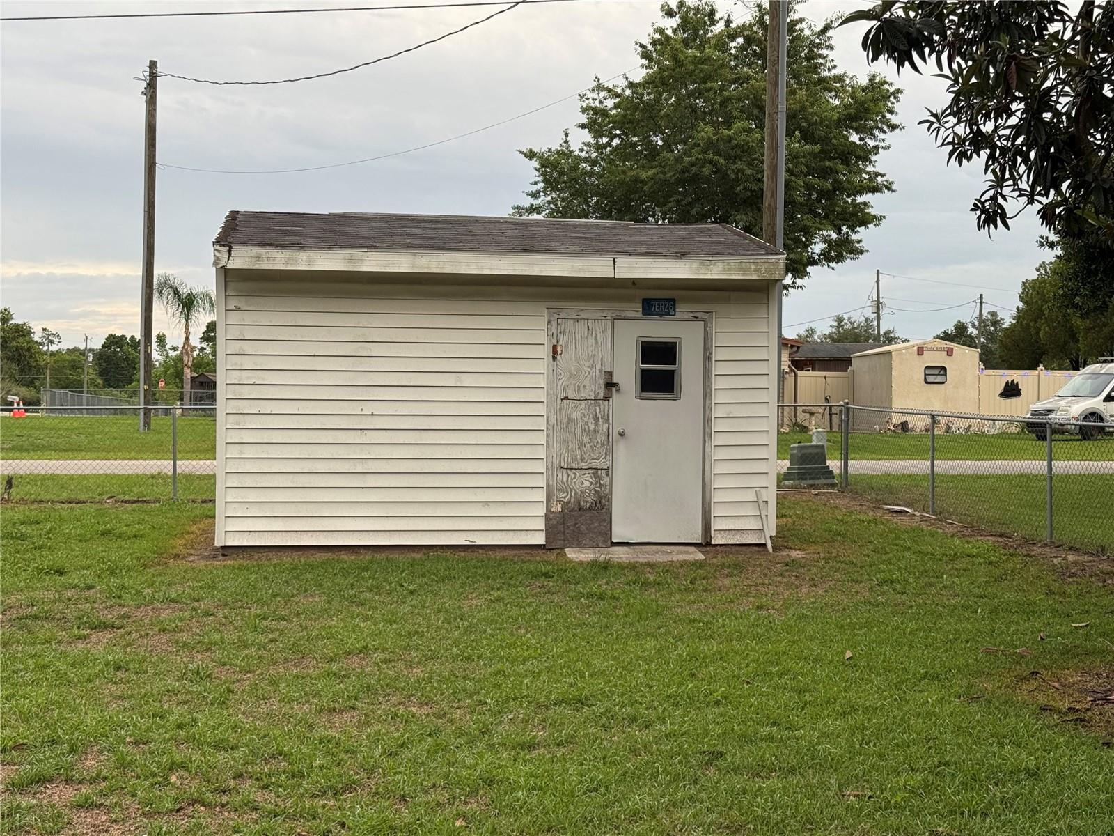 LITTLE LAKE WEIR FIRST ADD - Residential