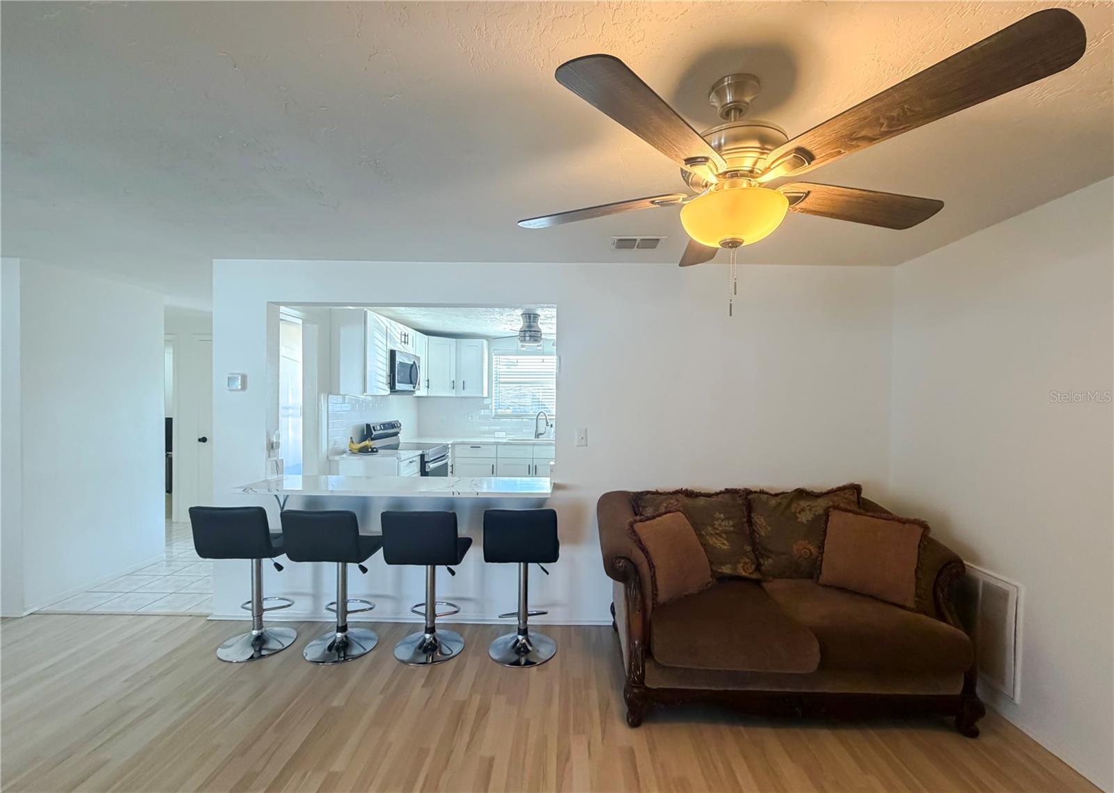 LAKES THE - Residential