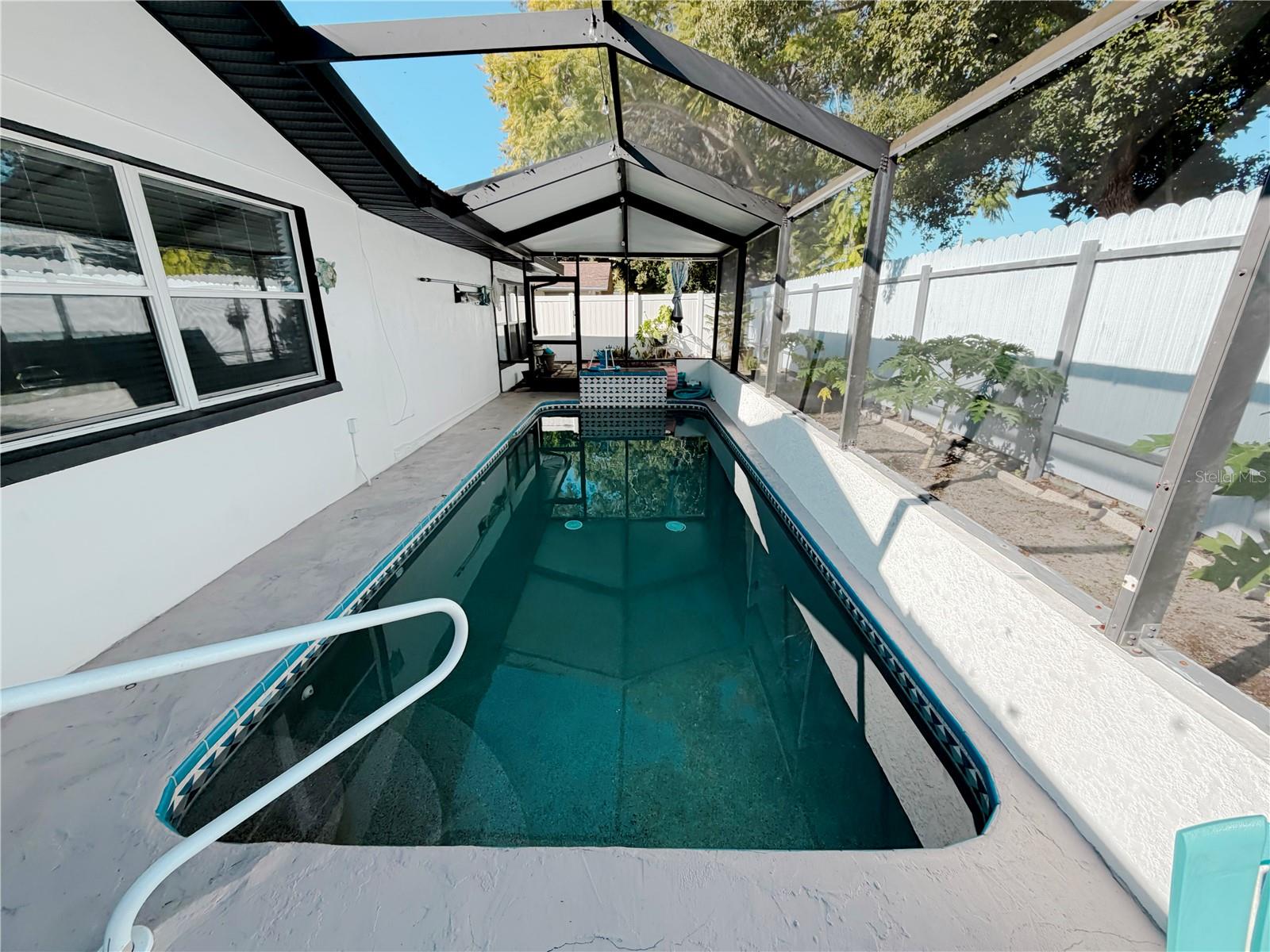 LAKES THE - Residential