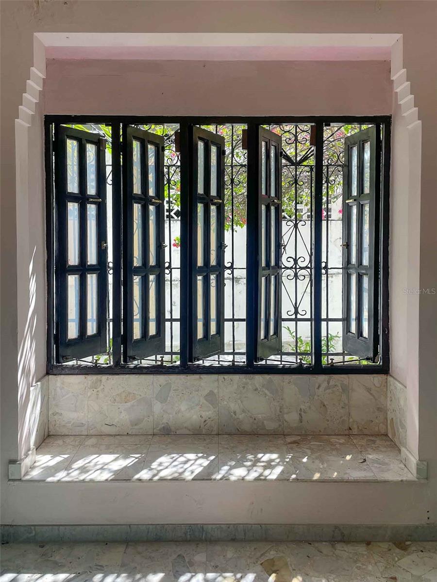 MIRAMAR - Residential