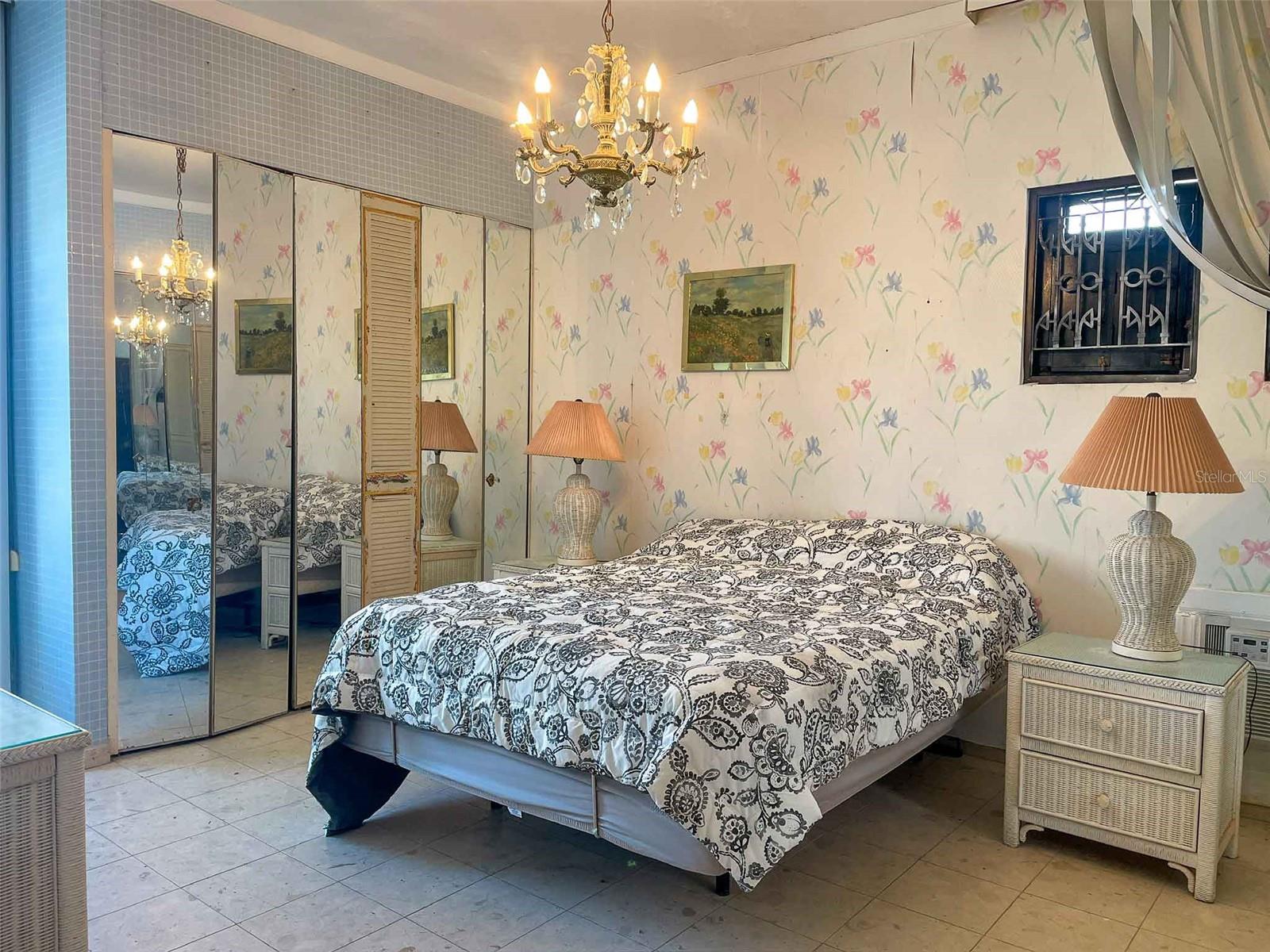 MIRAMAR - Residential