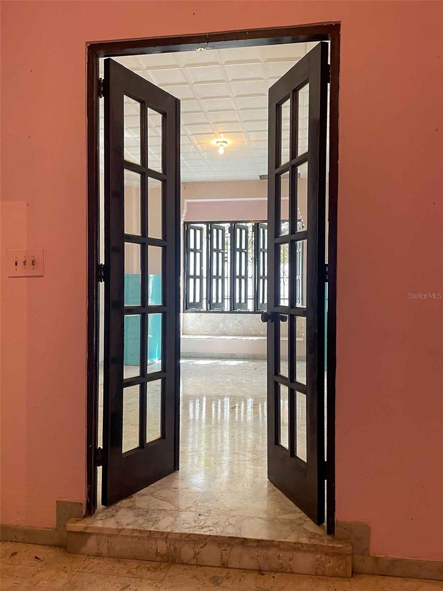 MIRAMAR - Residential