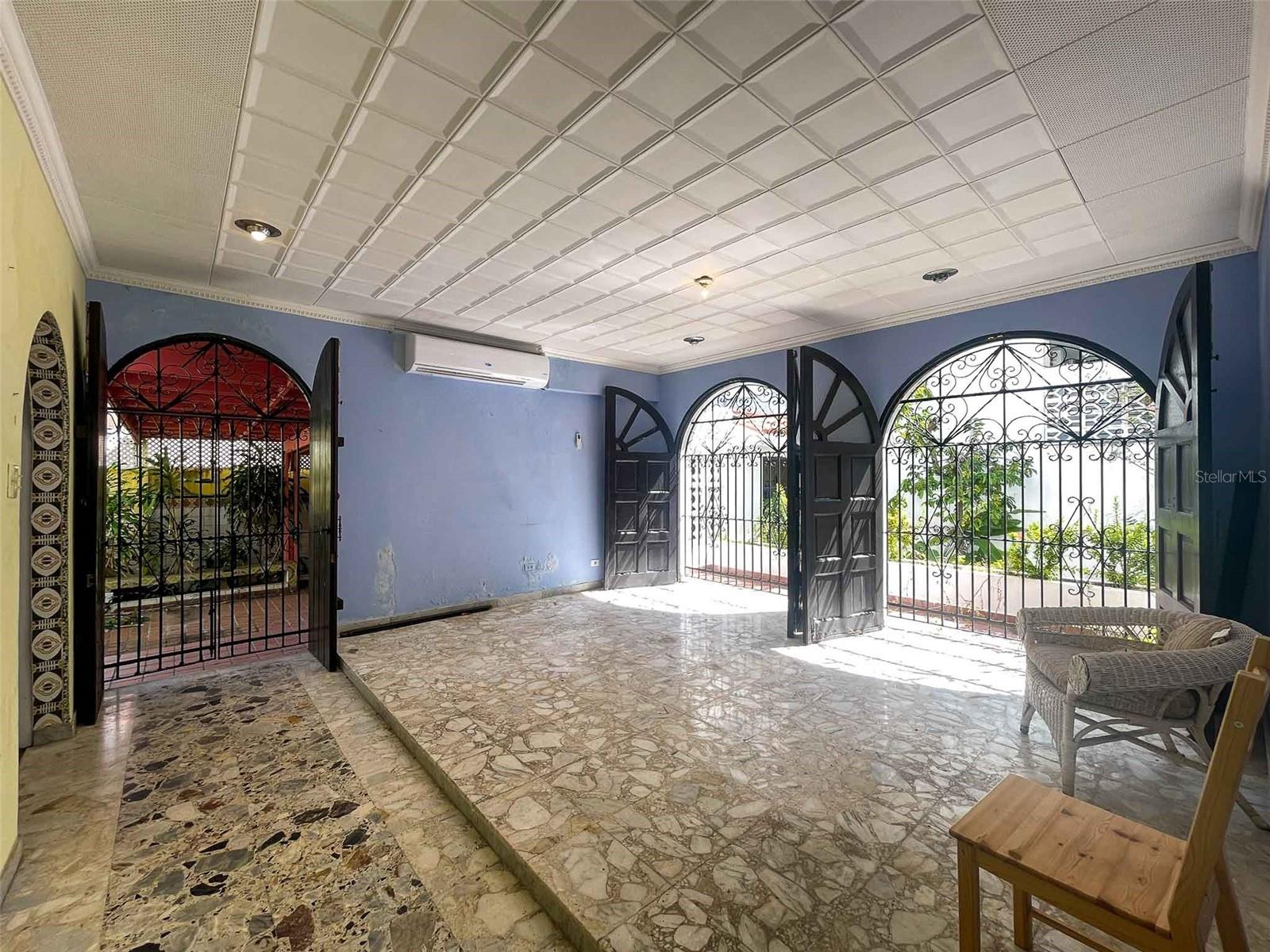 MIRAMAR - Residential