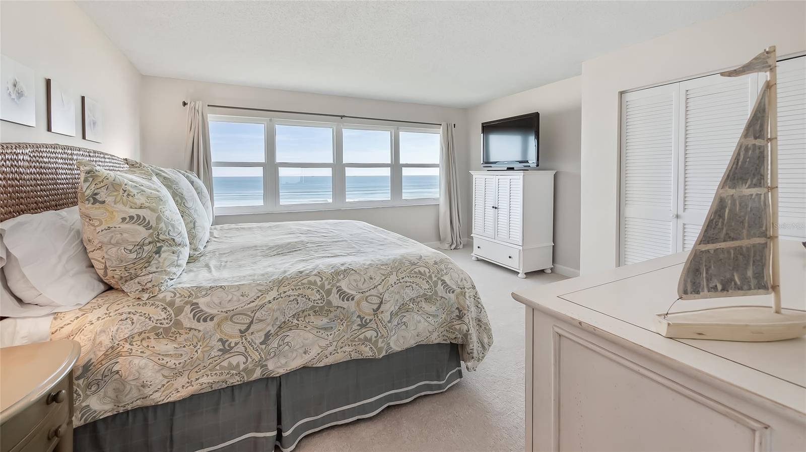 Sandpiper Towers Condo - Residential