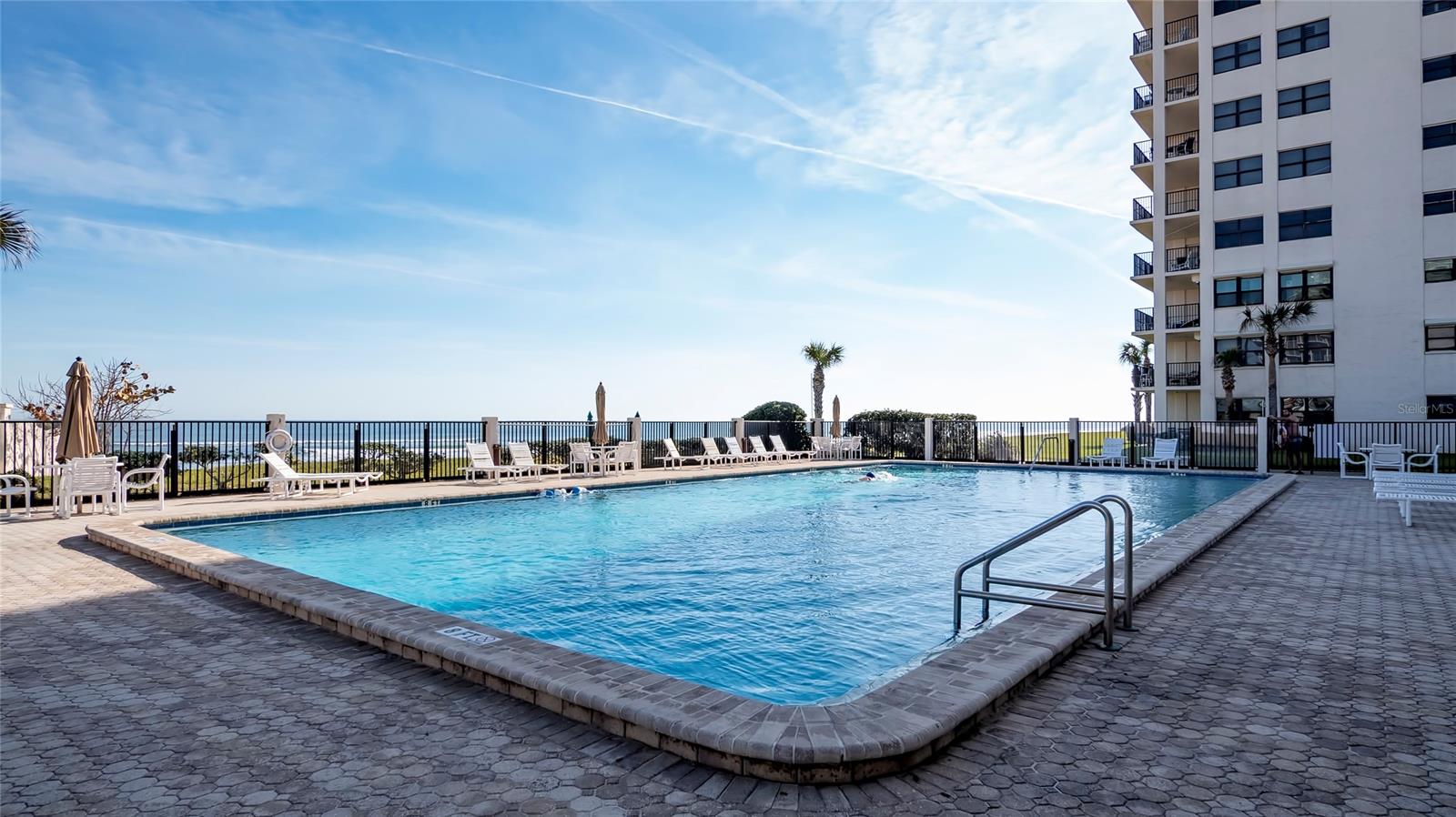 Sandpiper Towers Condo - Residential