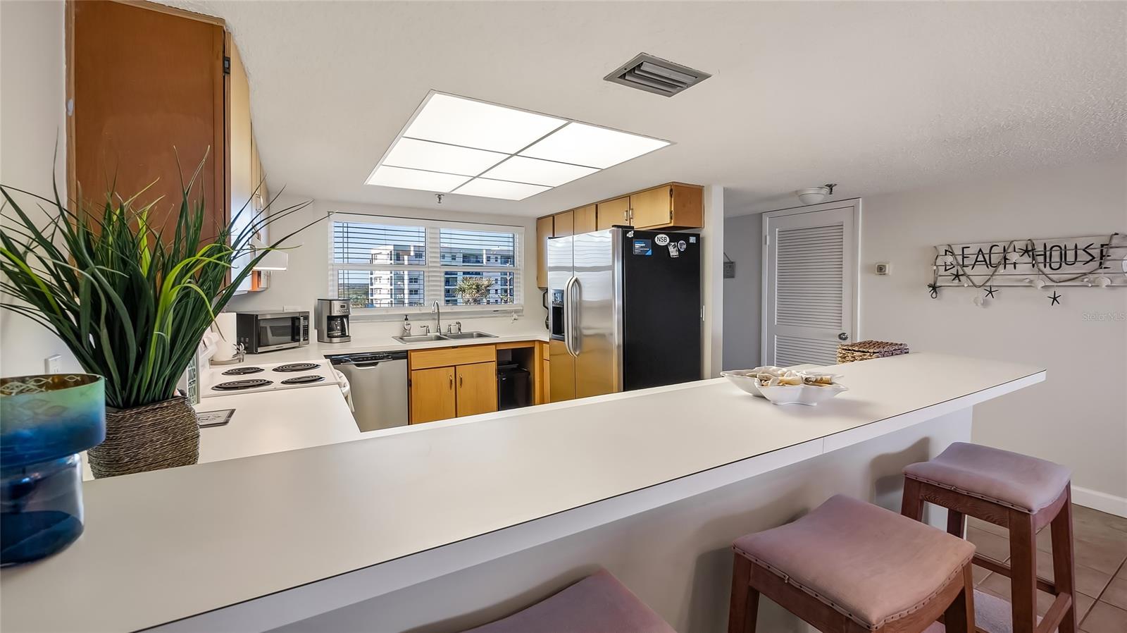 Sandpiper Towers Condo - Residential