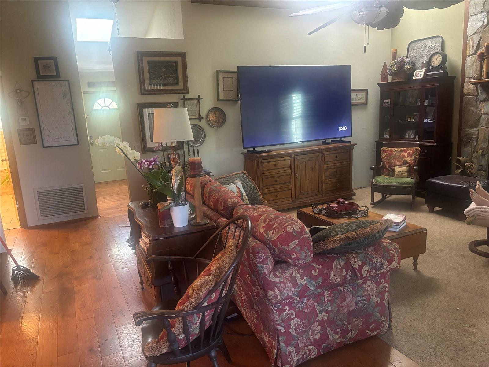 3599 E WESTCOVE COURT