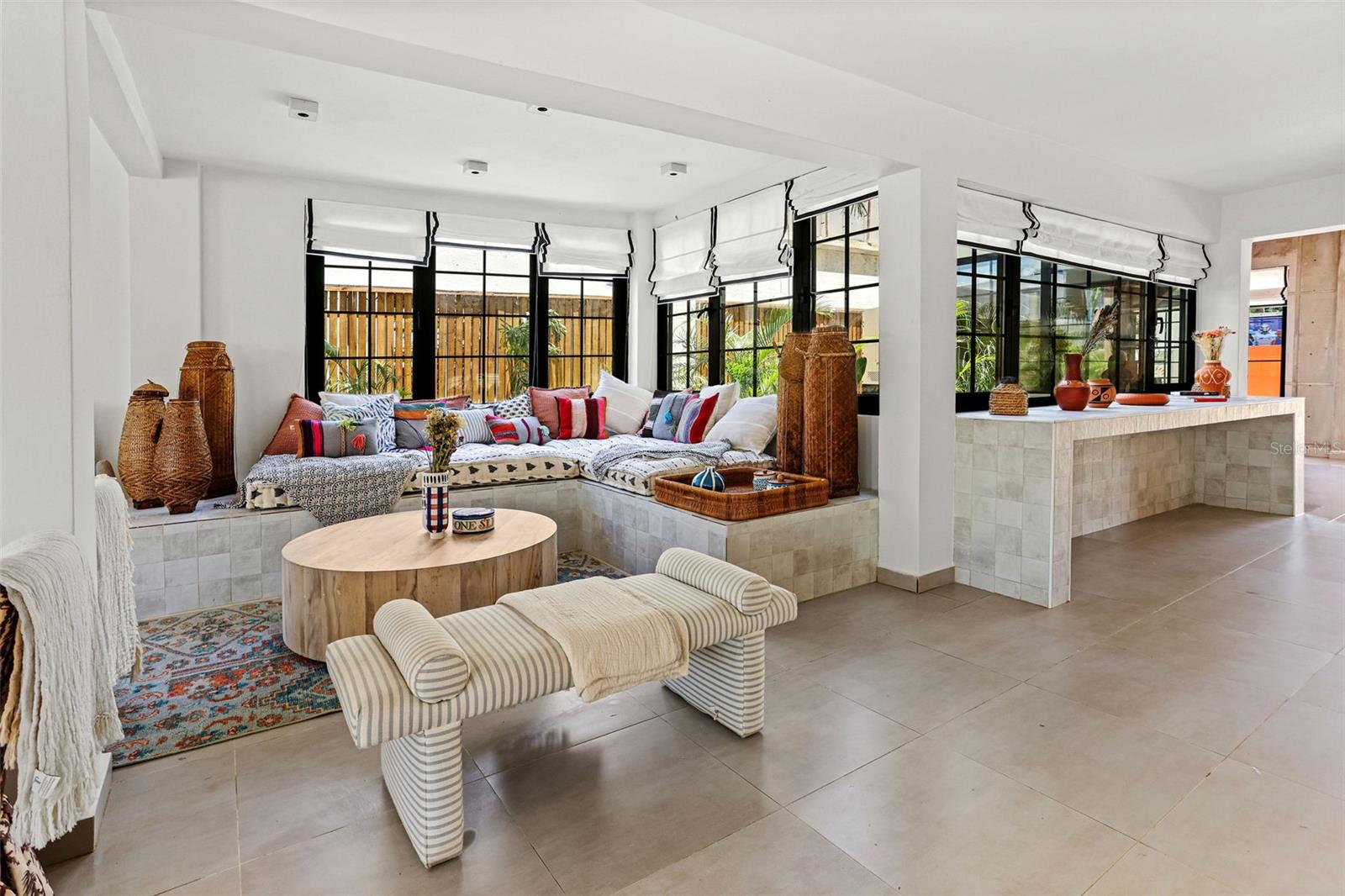 OCEAN PARK - Residential