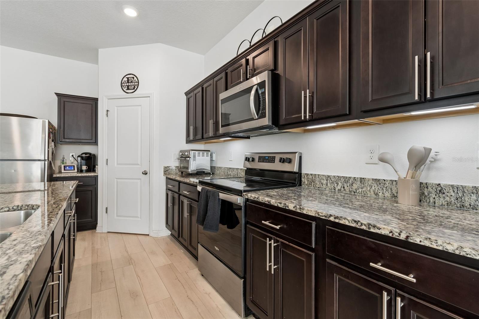 IMPERIAL OAKS PH 1 - Residential