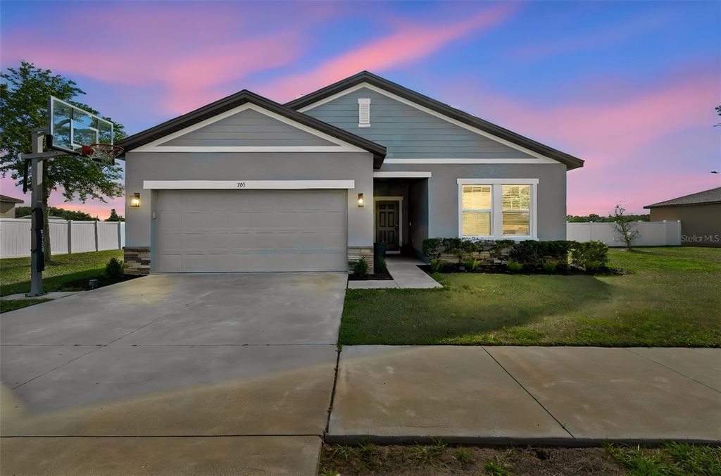 Photo of 705 Garden Oaks Square, Seffner, FL 33584 (MLS # TB8501872)