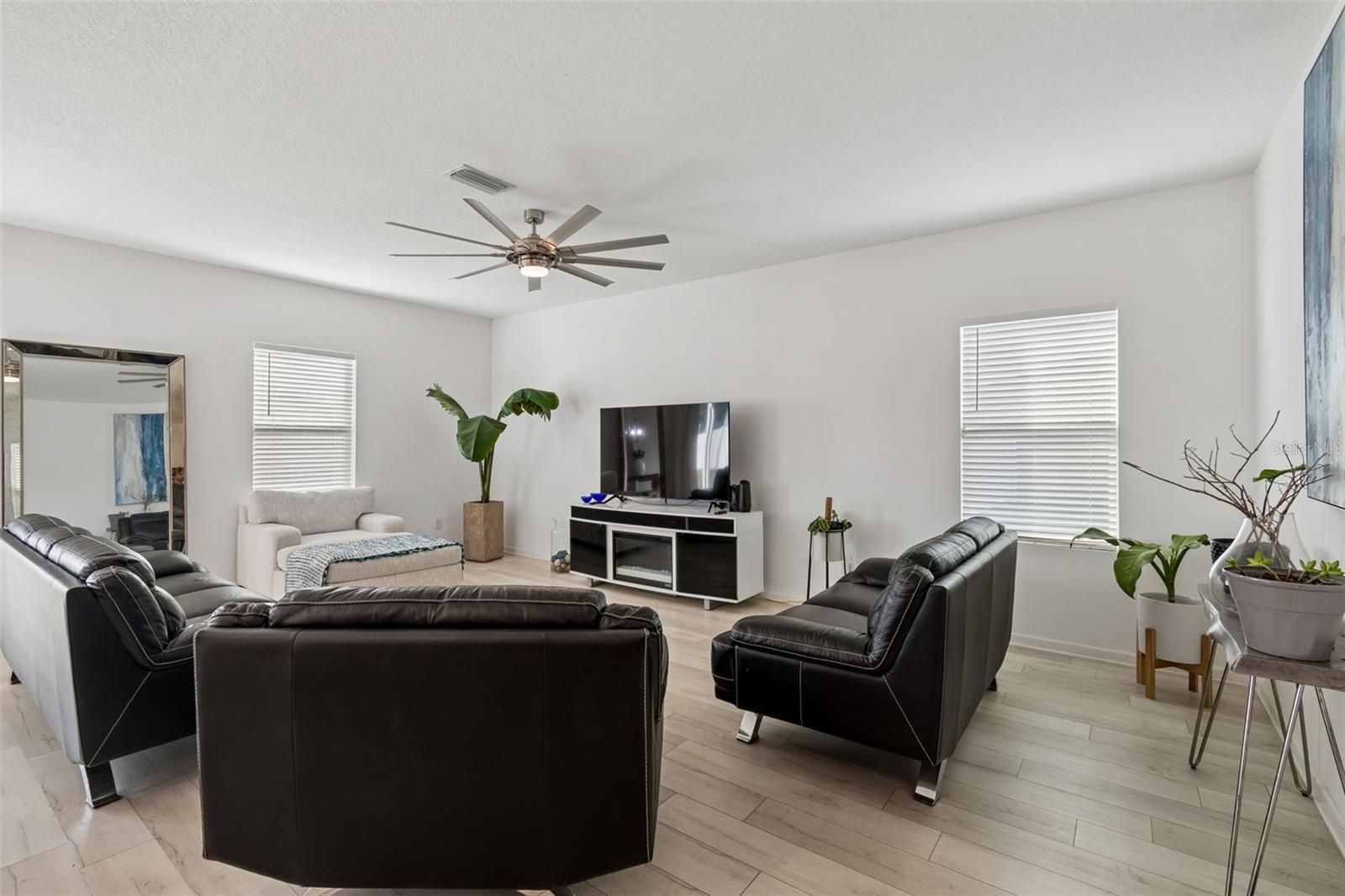 IMPERIAL OAKS PH 1 - Residential