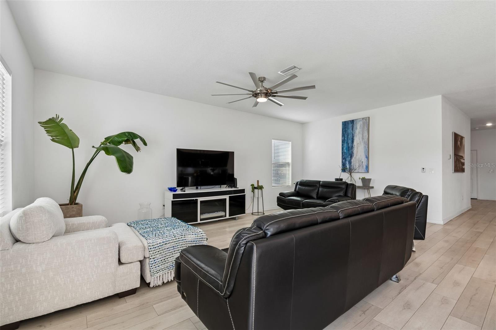 IMPERIAL OAKS PH 1 - Residential