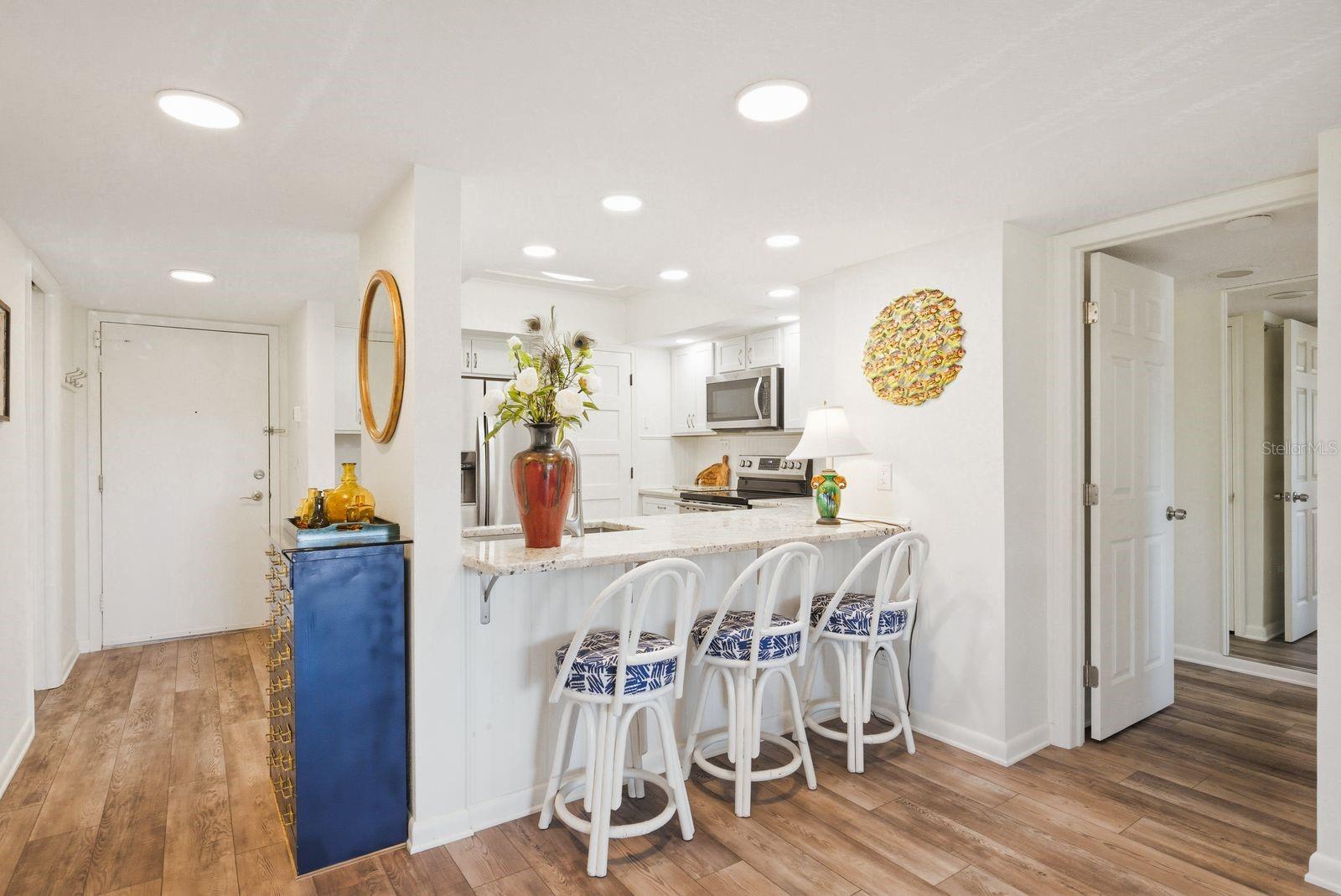 MARINER VILLAGE NORTHWEST CONDO - Residential