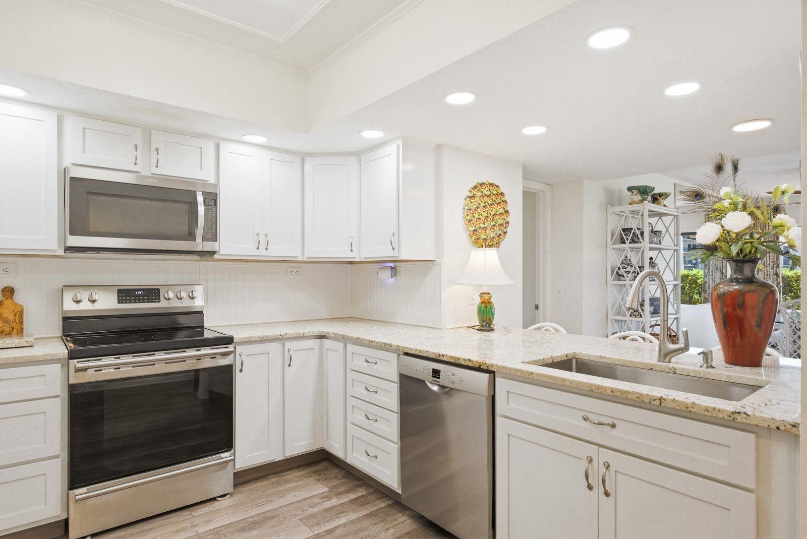 MARINER VILLAGE NORTHWEST CONDO - Residential