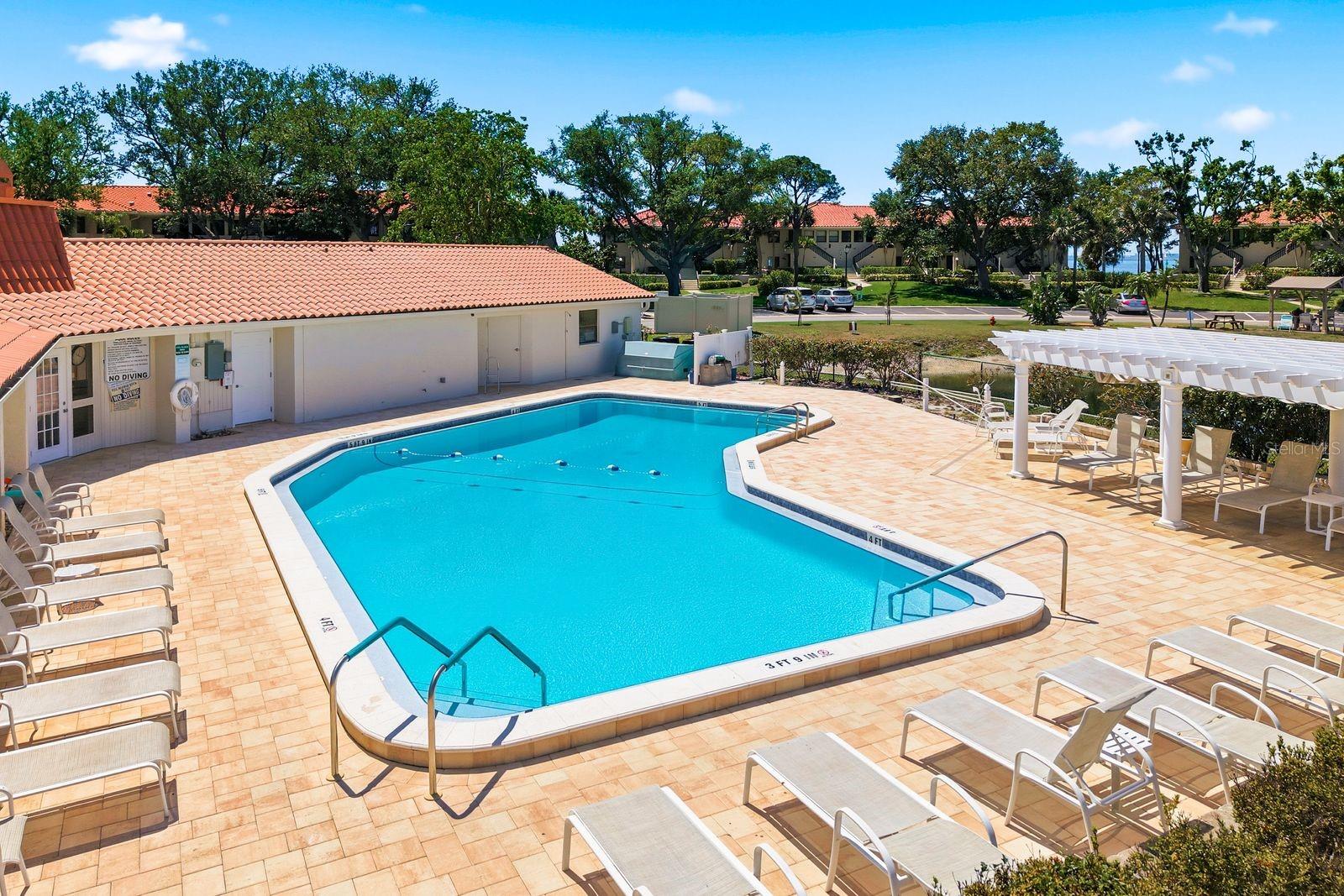 MARINER VILLAGE NORTHWEST CONDO - Residential