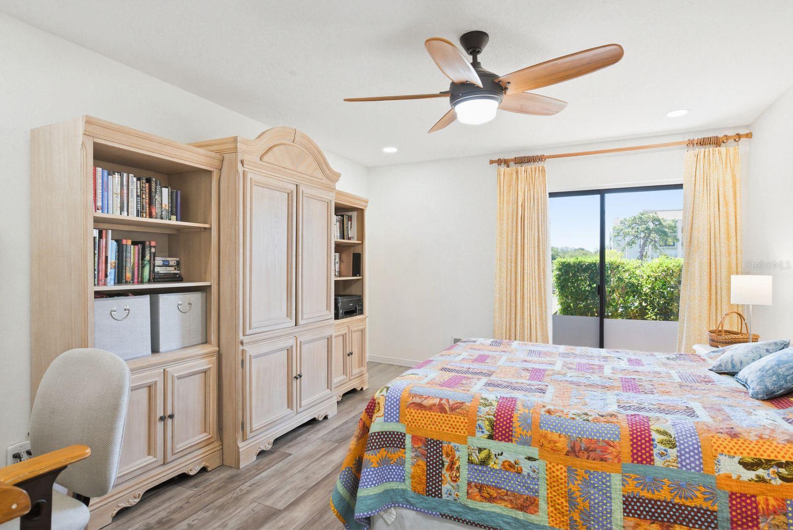 MARINER VILLAGE NORTHWEST CONDO - Residential