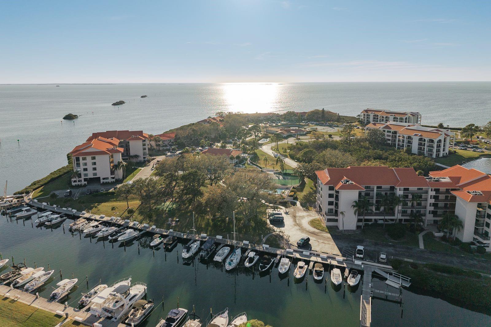 MARINER VILLAGE NORTHWEST CONDO - Residential