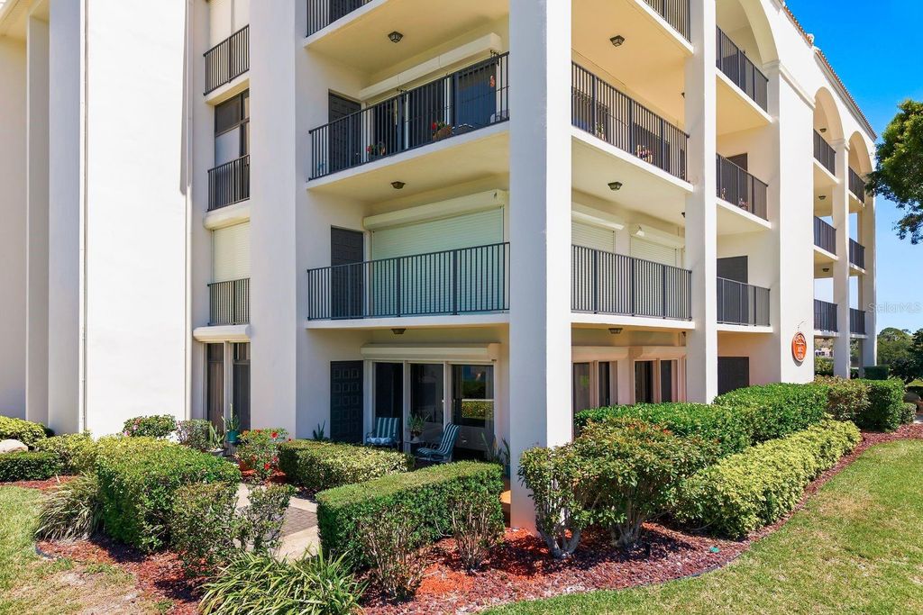 Photo of 302 Mariner Drive #302, Tarpon Springs, FL 34689 (MLS # TB8501199)