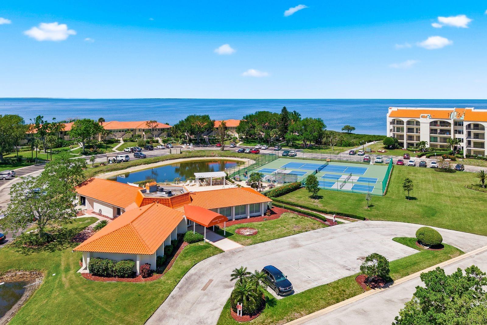 MARINER VILLAGE NORTHWEST CONDO - Residential