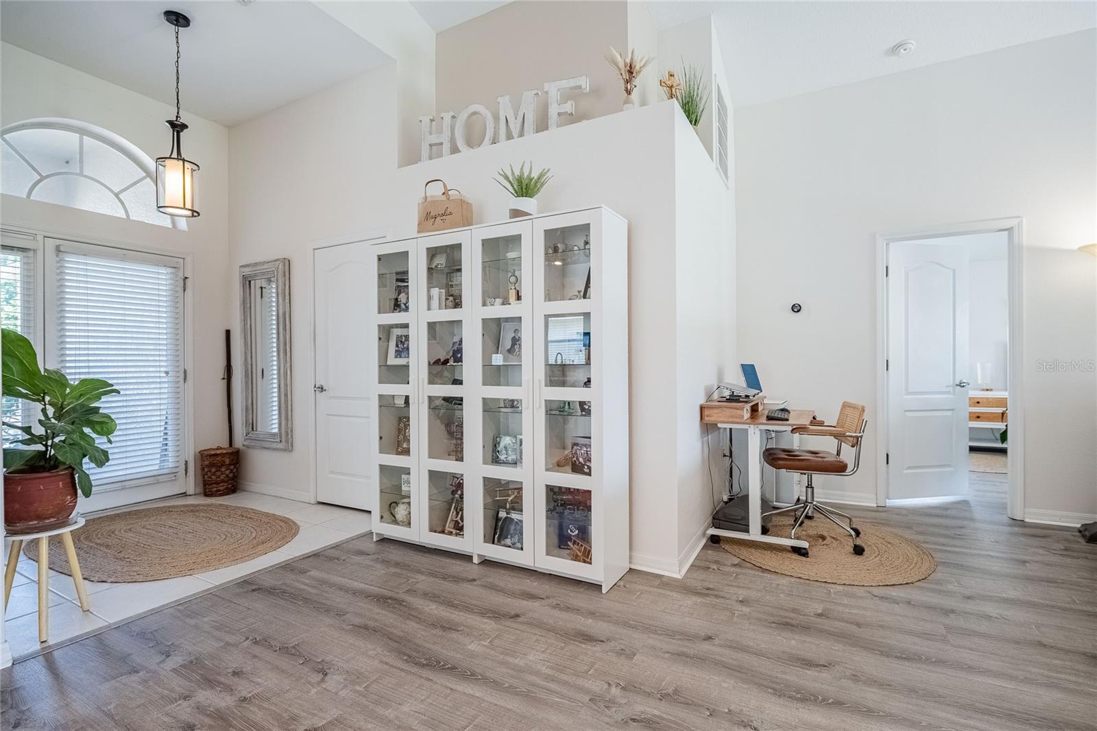 3873 HAMPTON HILLS DRIVE