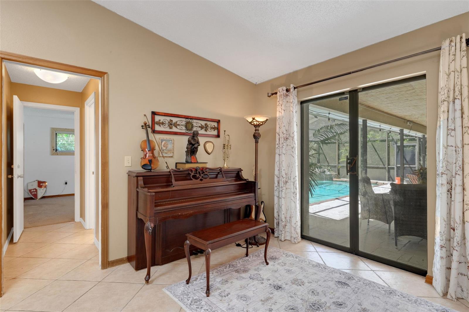CEDAR CREEK - Residential