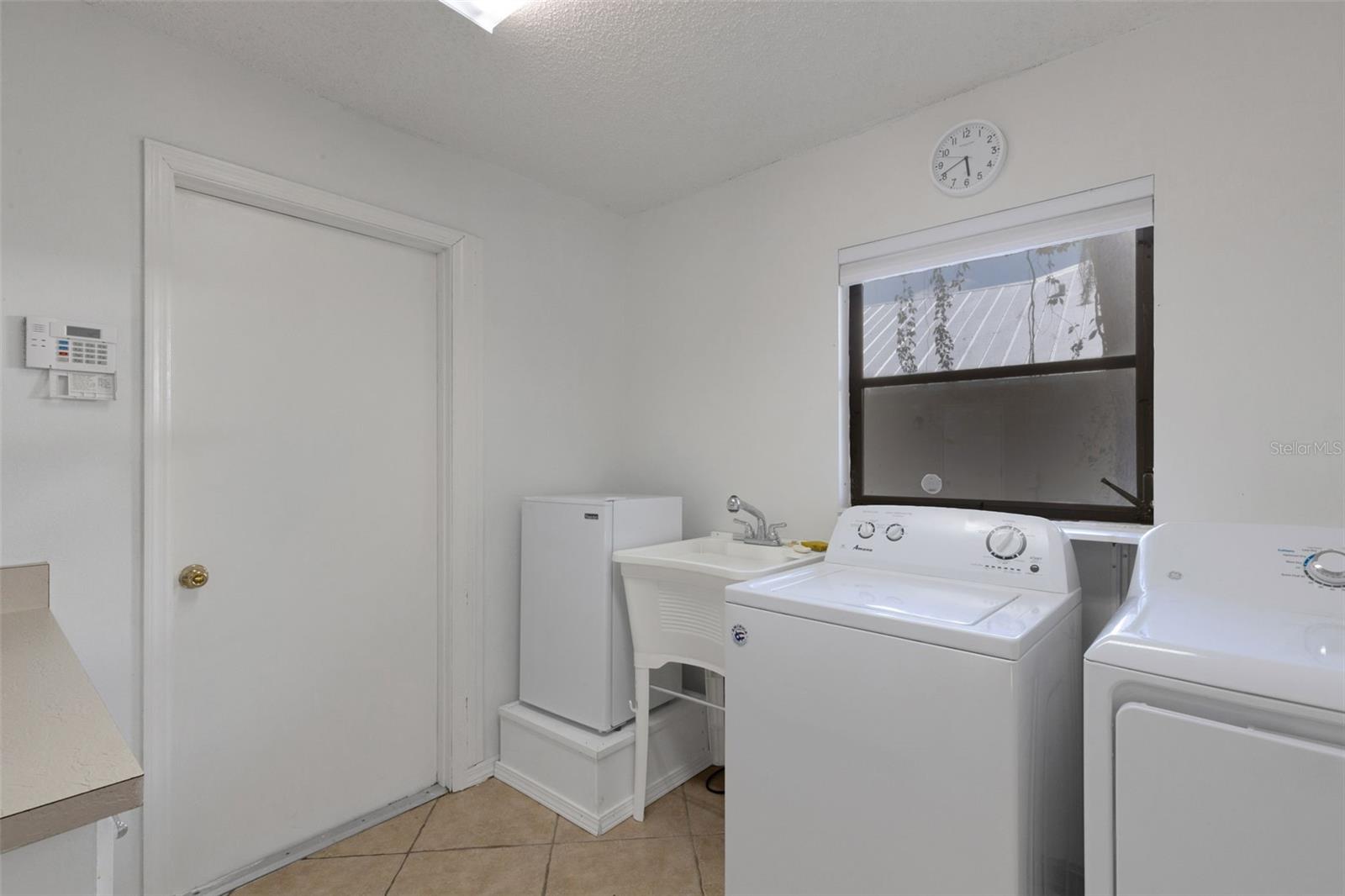 CEDAR CREEK - Residential