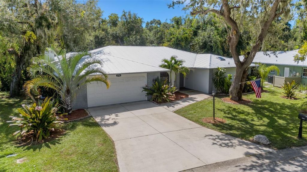 Photo of 3736 Maple Hollow Court, Sarasota, FL 34243 (MLS # A4657458)