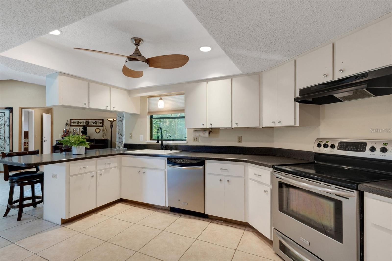 CEDAR CREEK - Residential
