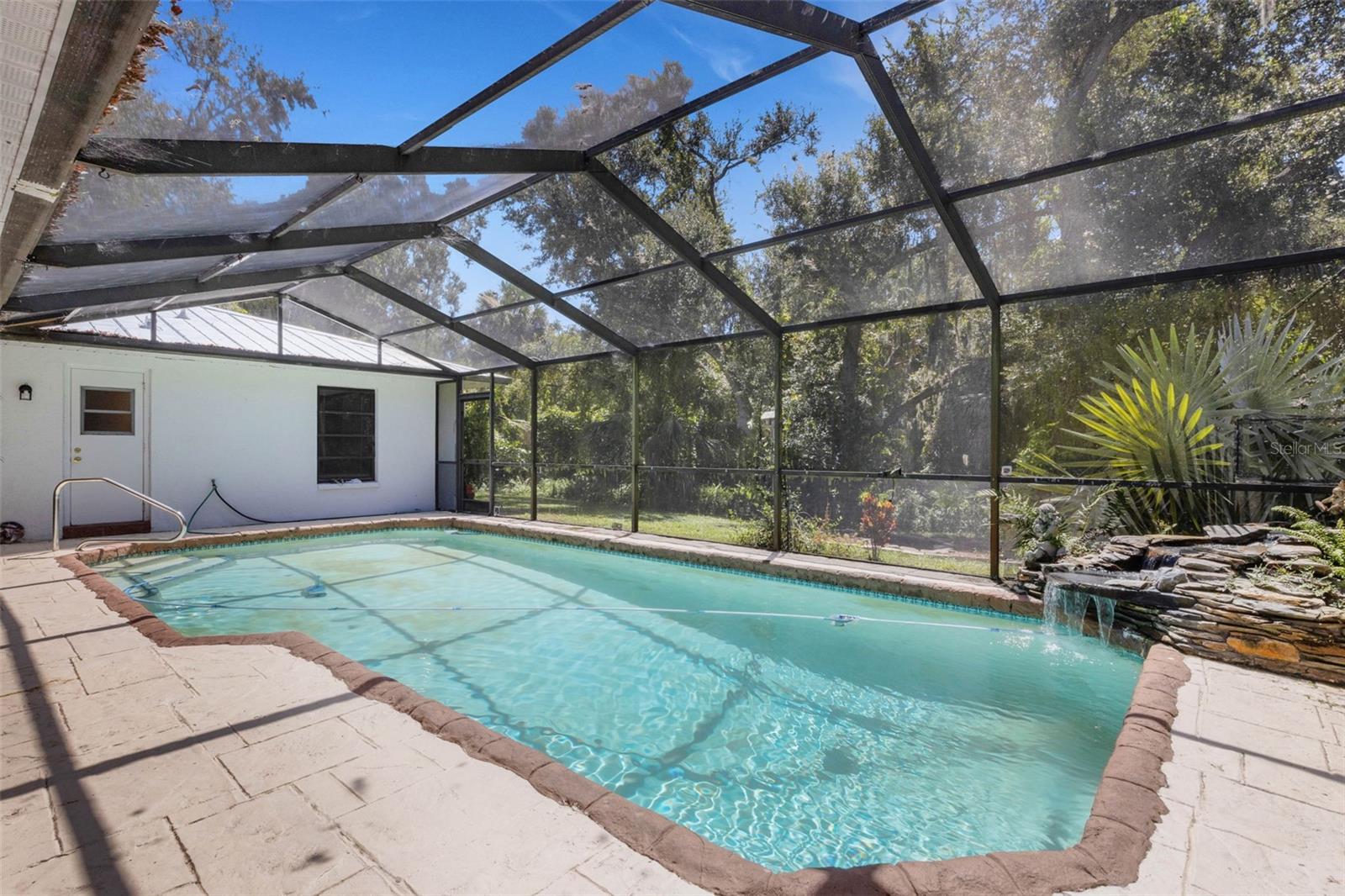CEDAR CREEK - Residential