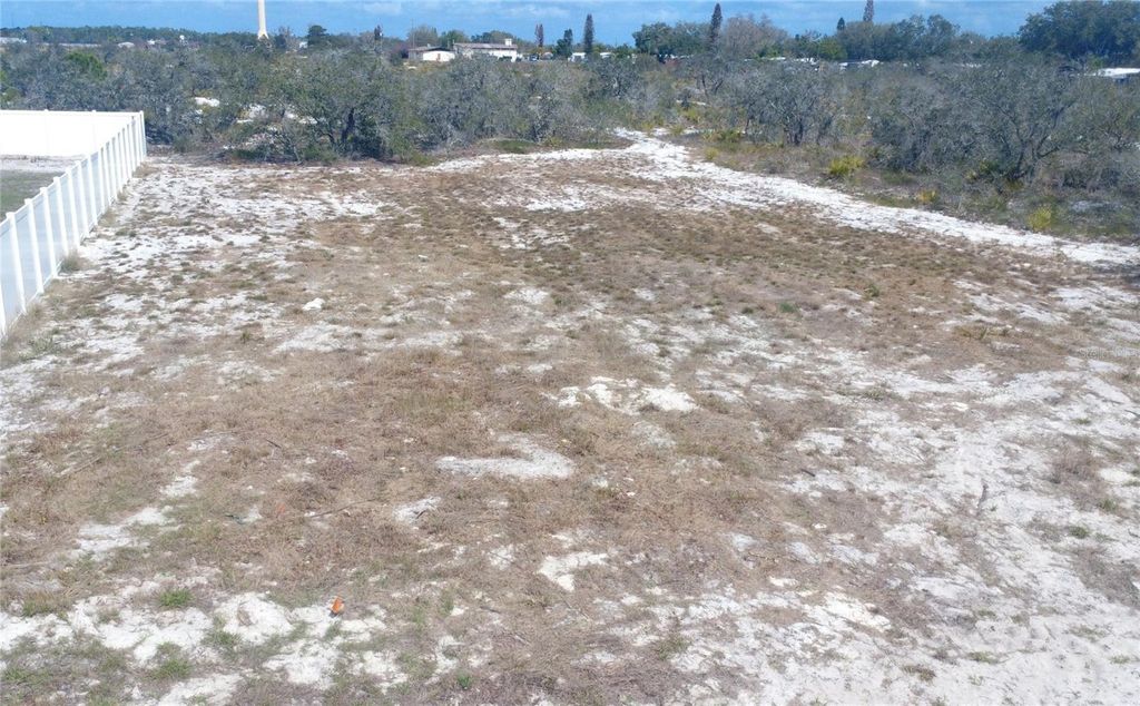 Photo of Joey Lane, Frostproof, FL 33843 (MLS # L4959898)