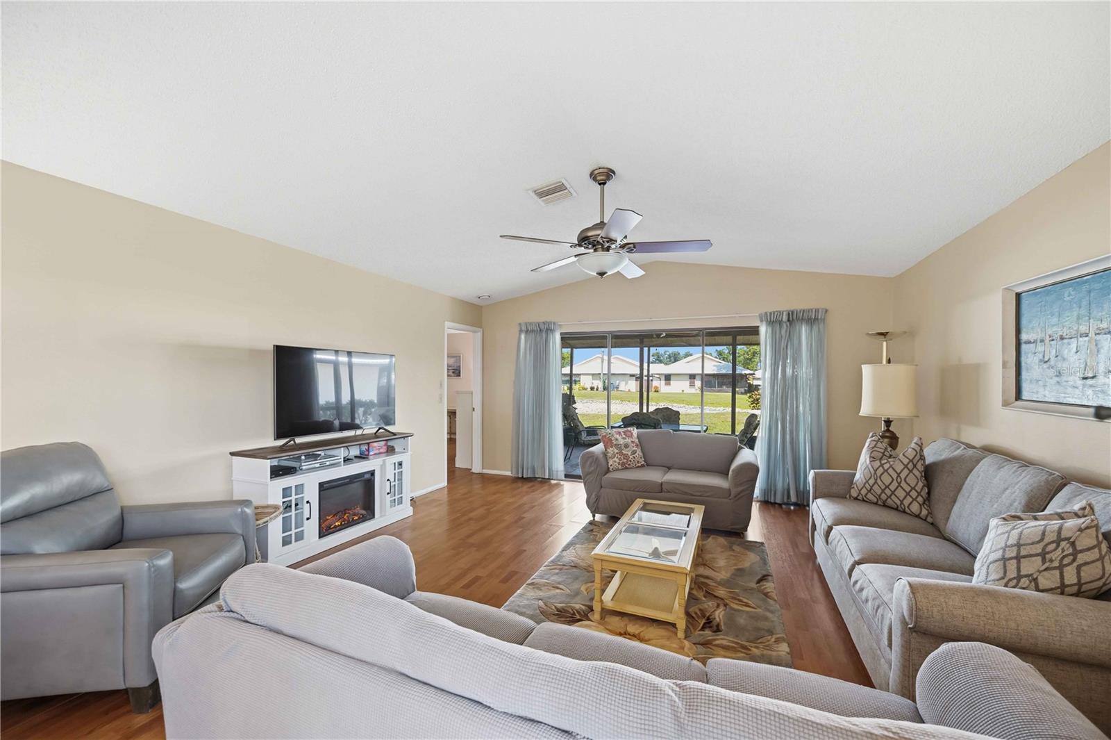 HOURGLASS LAKES PH 1 - Residential