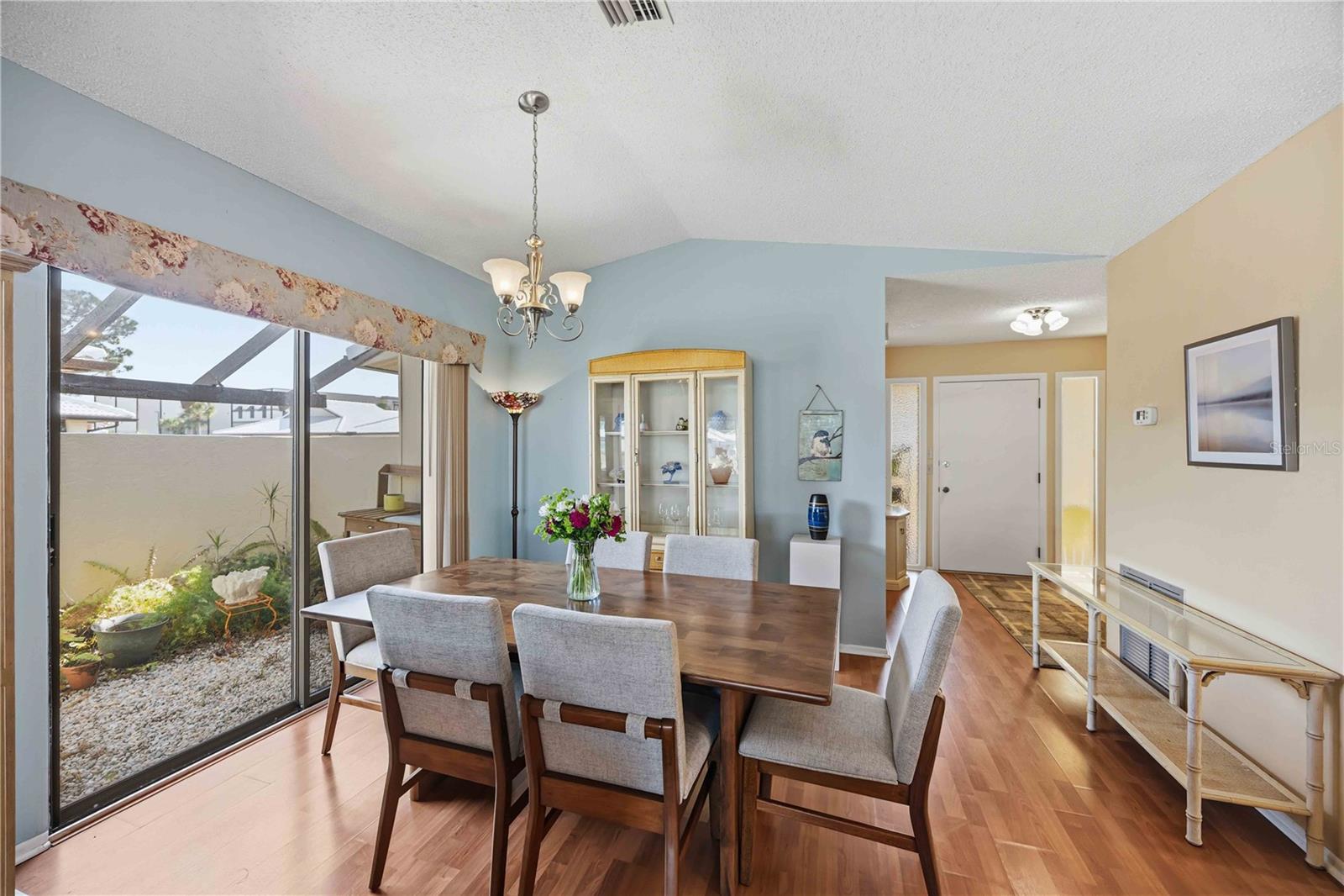 38 PEBBLE ROCK DRIVE