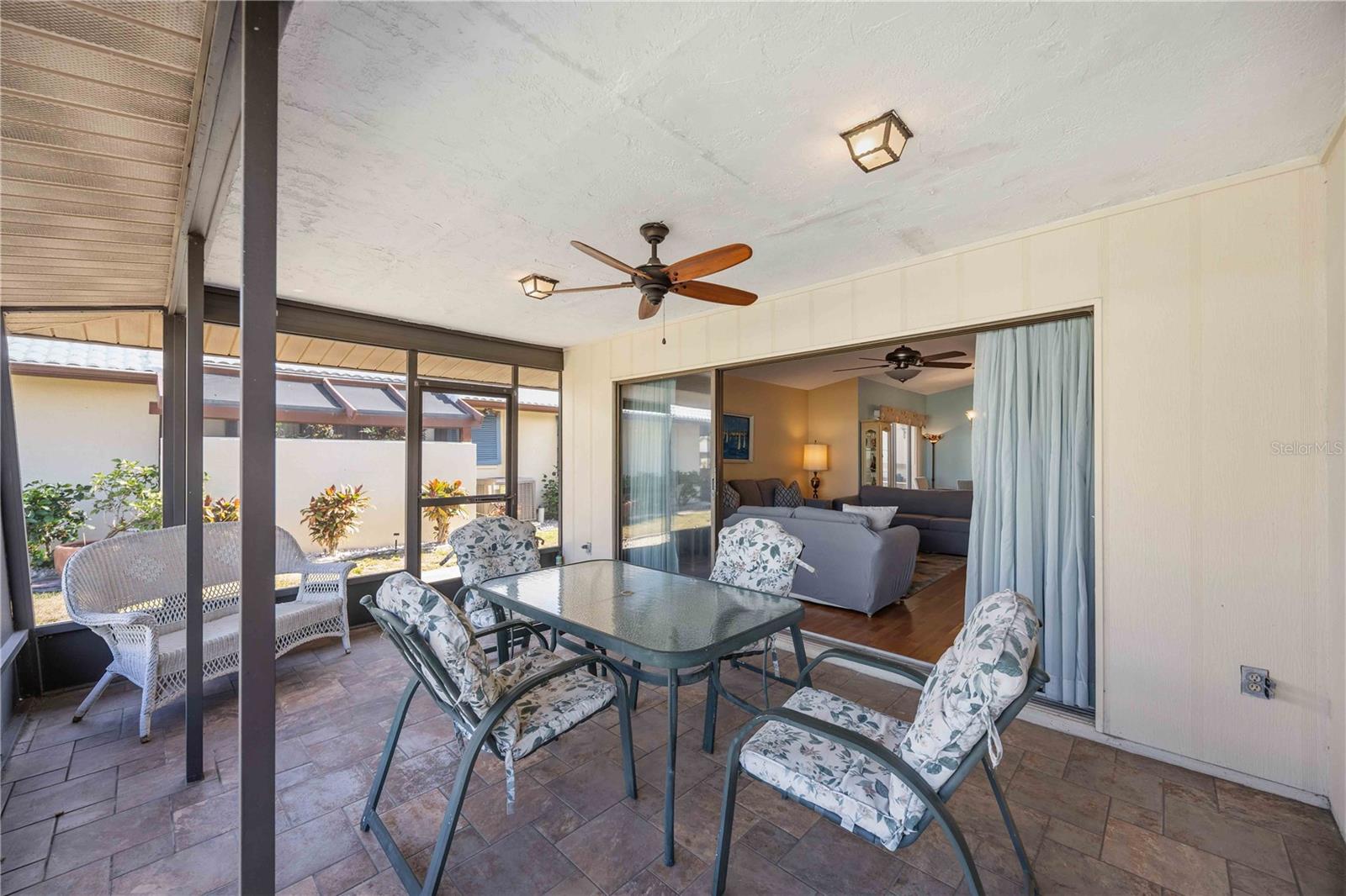 HOURGLASS LAKES PH 1 - Residential